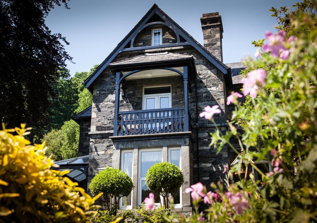 Mary'S Court Guest House - Mairlys ベトウス・ア・コーエド エクステリア 写真
