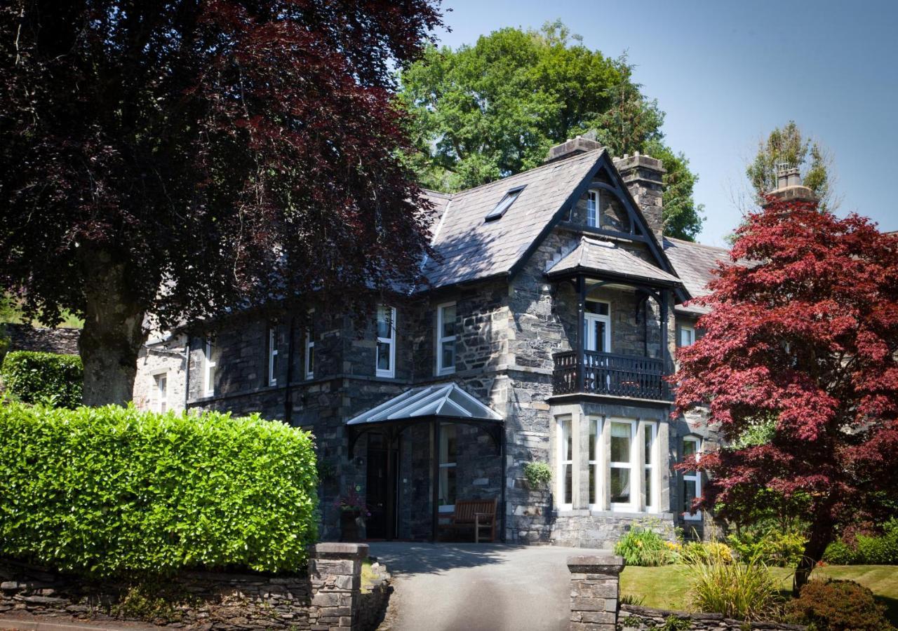 Mary'S Court Guest House - Mairlys ベトウス・ア・コーエド エクステリア 写真