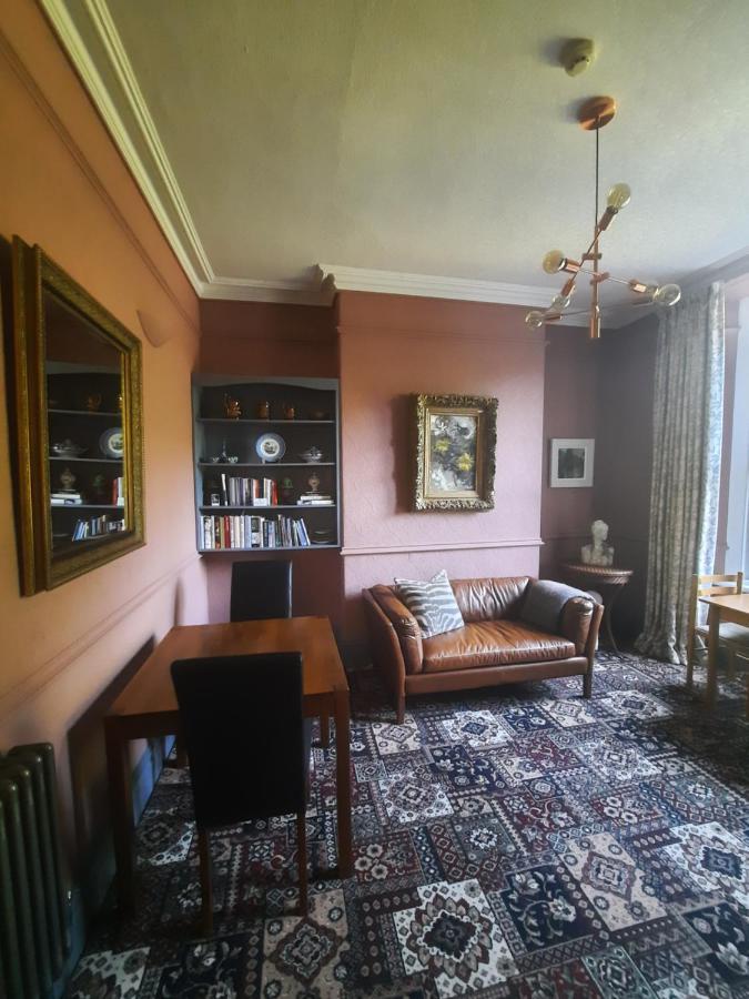 Mary'S Court Guest House - Mairlys ベトウス・ア・コーエド エクステリア 写真